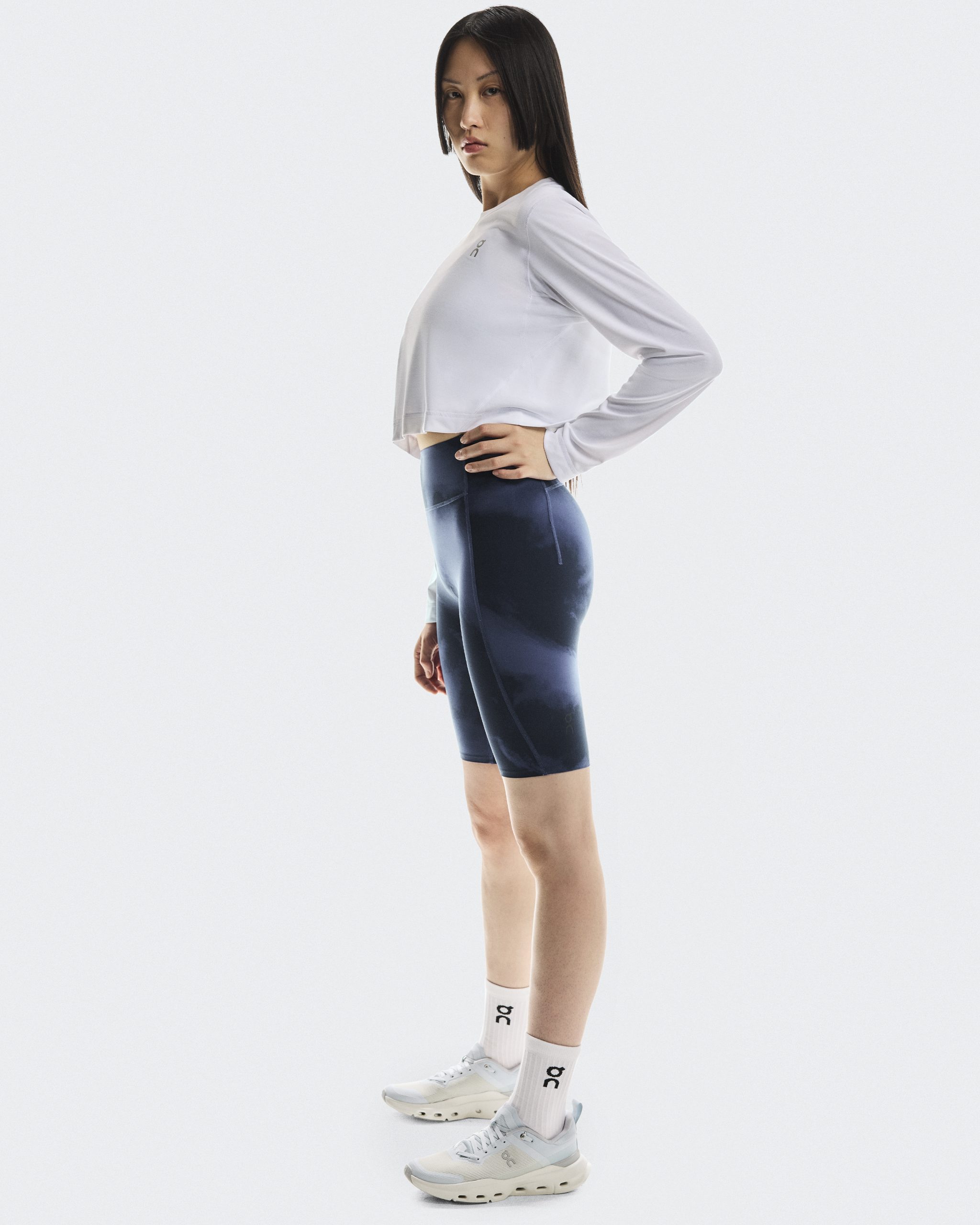 Women's Studio Tights Short - Image 3