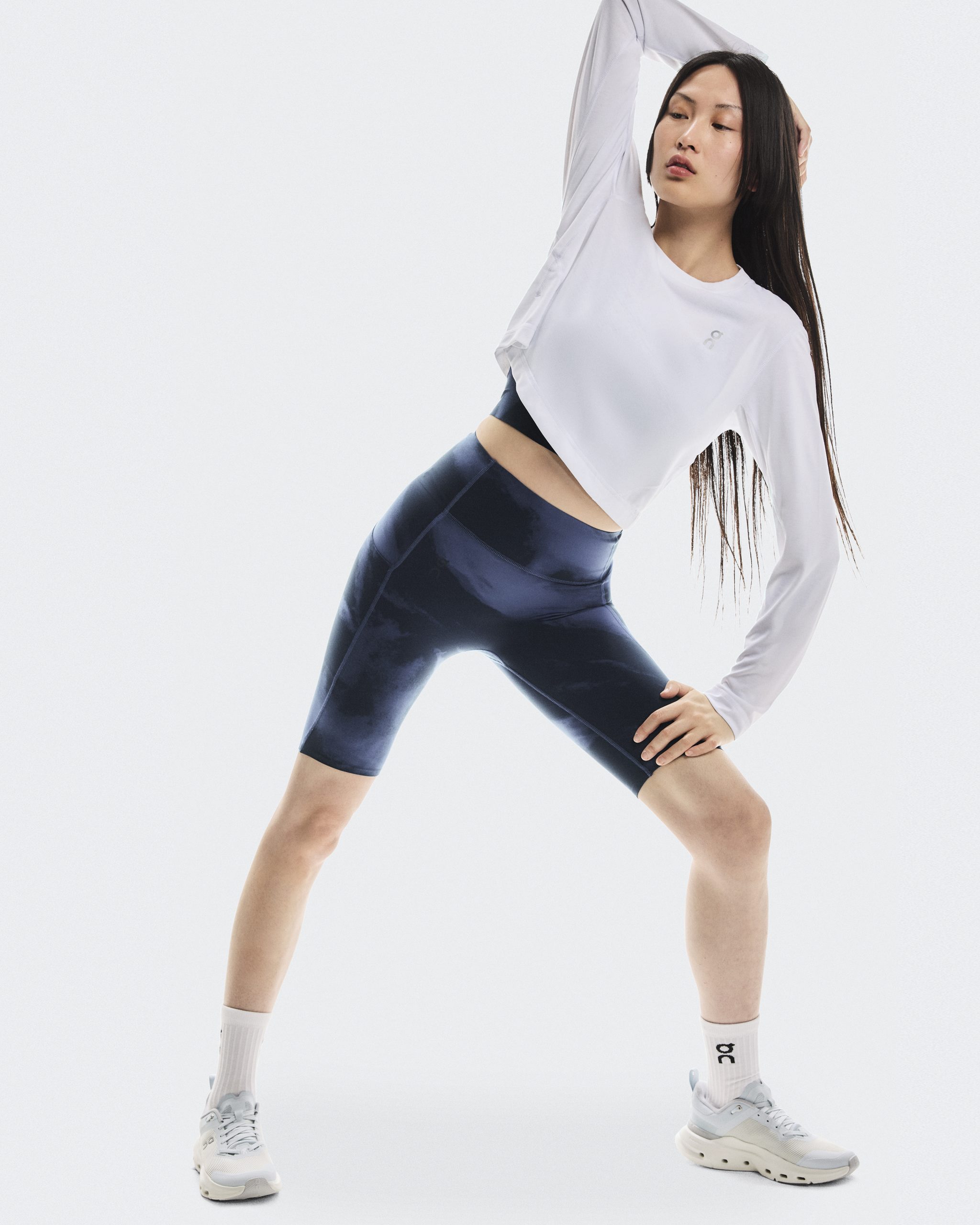 Women's Studio Tights Short - Image 4