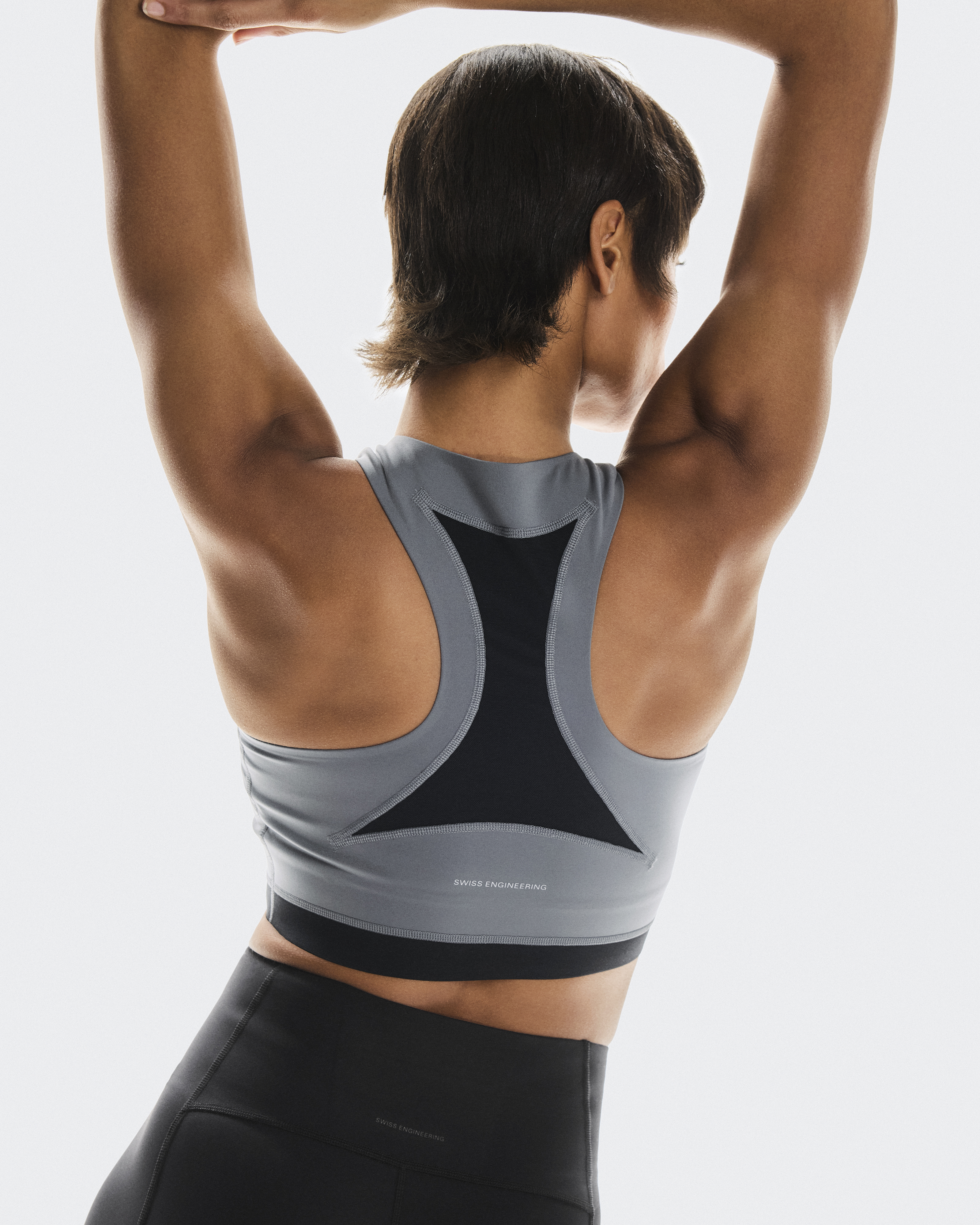 Women's Train 2-in-1 Crop - Image 4